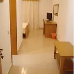 히알가르브 3*