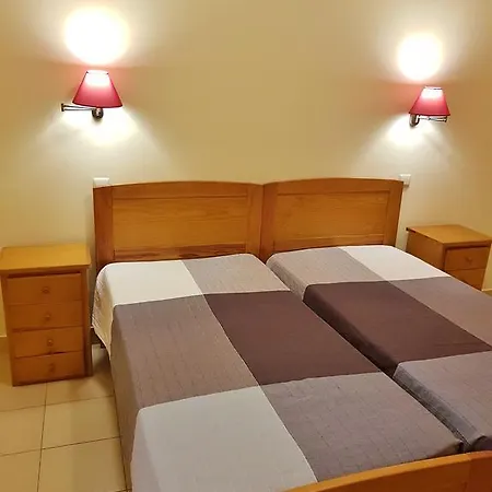 Rialgarve Oda ve Kahvaltı 3*